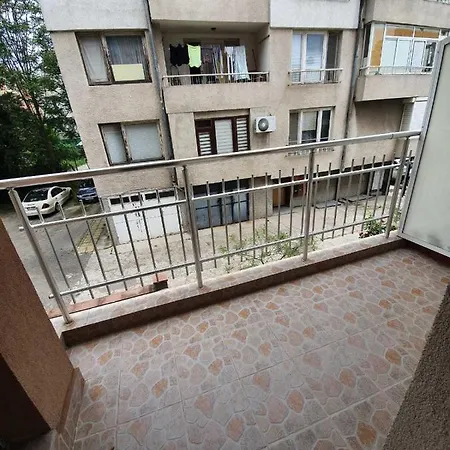 Luxury 2bd In The Centre Of 公寓